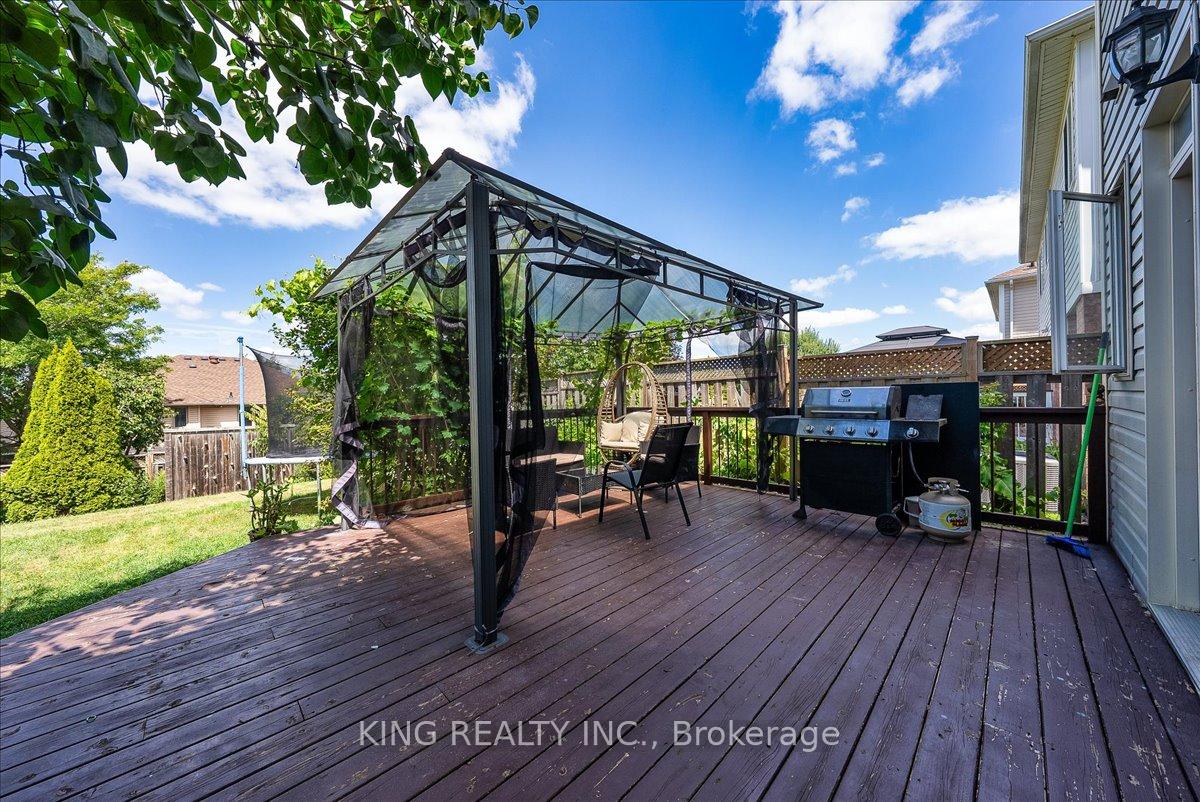 Photo 47 of 76 Blackburn Drive, Brantford, Empire — HOMEH