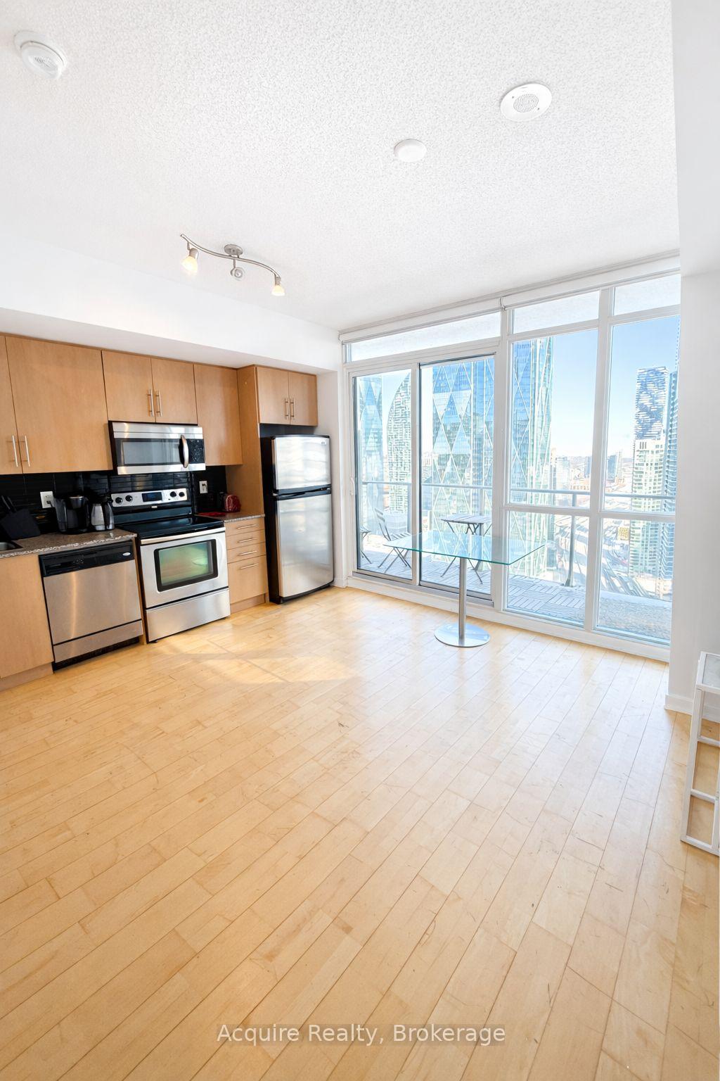 Photo 4 of Unit 3506, 55 Bremner Boulevard, Toronto, Waterfront Communities — HOMEH