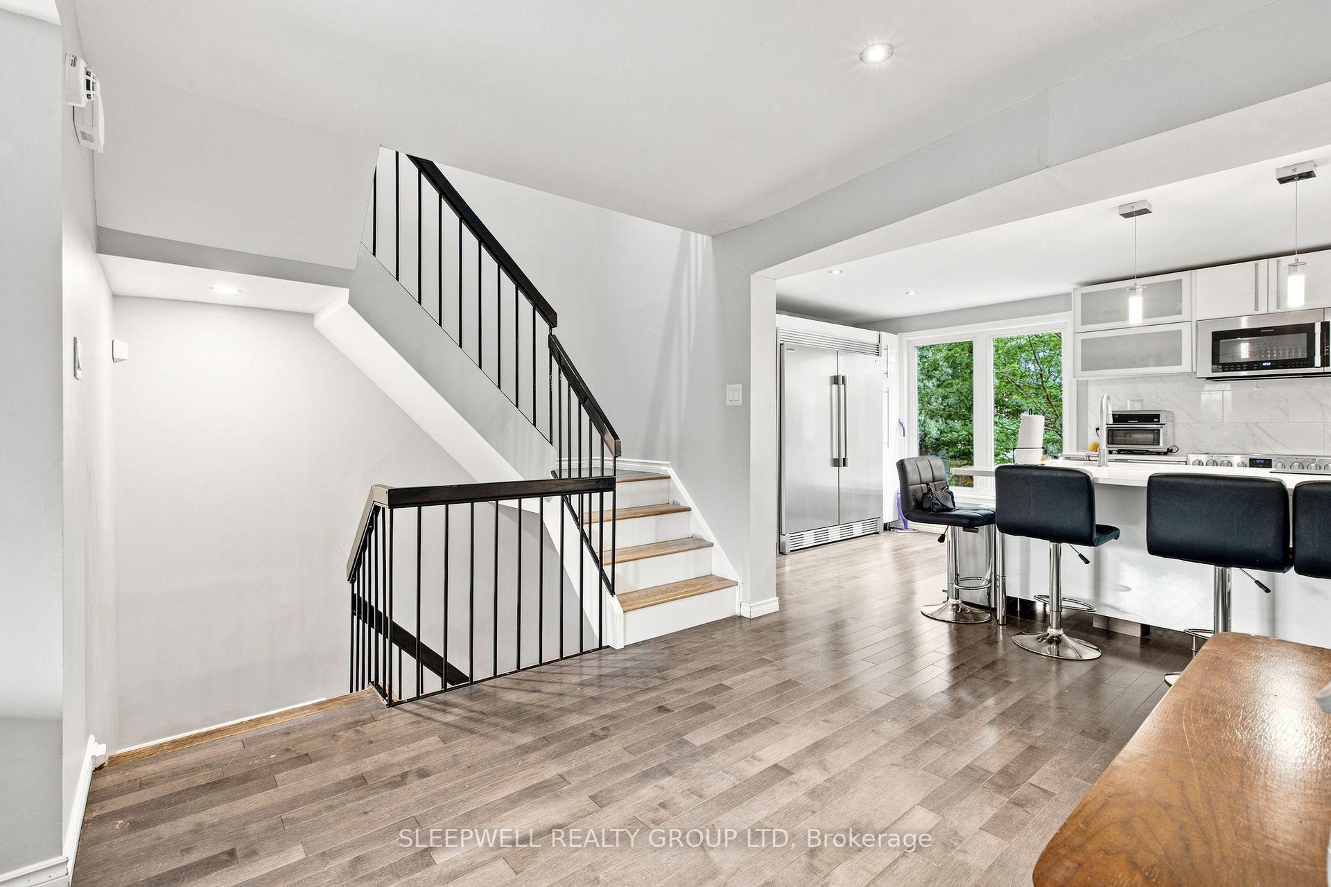 Photo 7 of 21 Kedgewick Court, Ottawa, Tanglewood — HOMEH