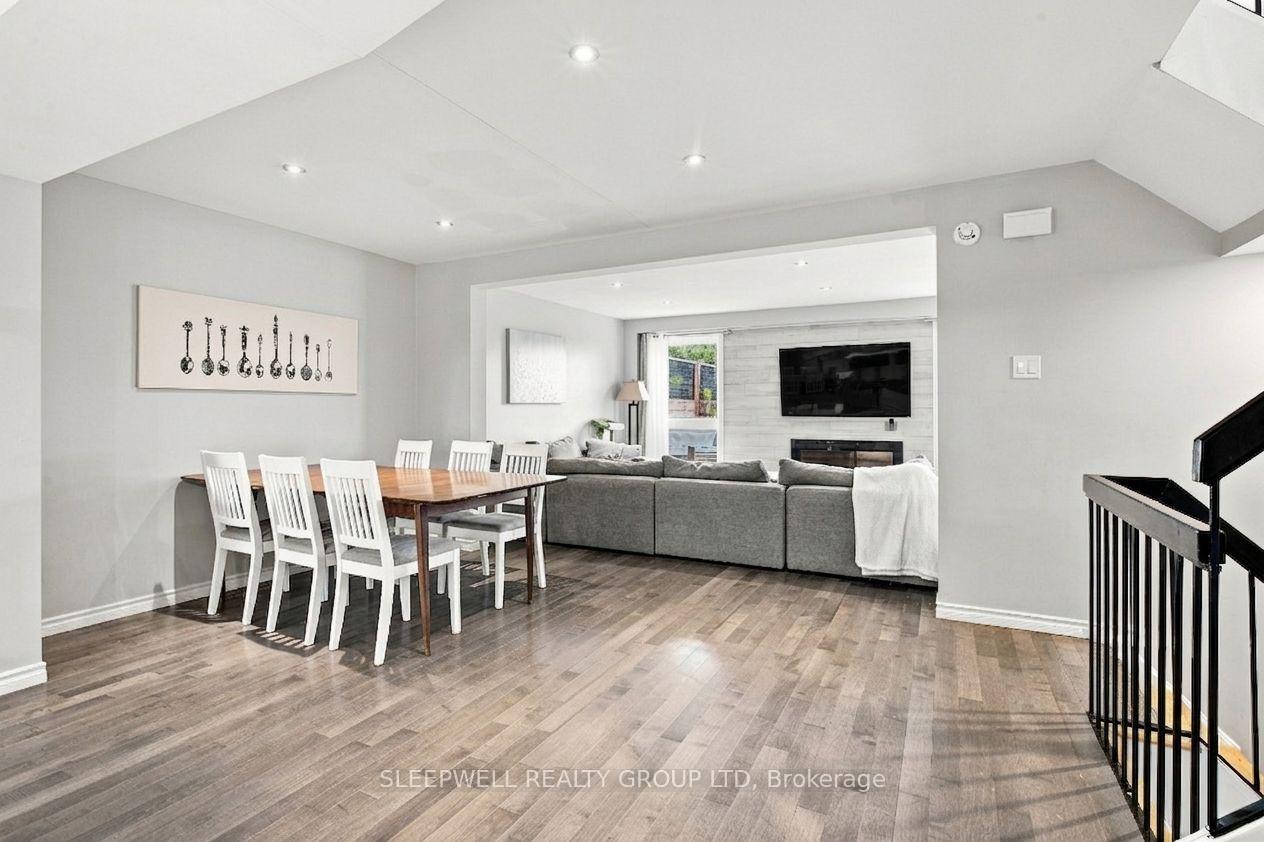 Photo 8 of 21 Kedgewick Court, Ottawa, Tanglewood — HOMEH
