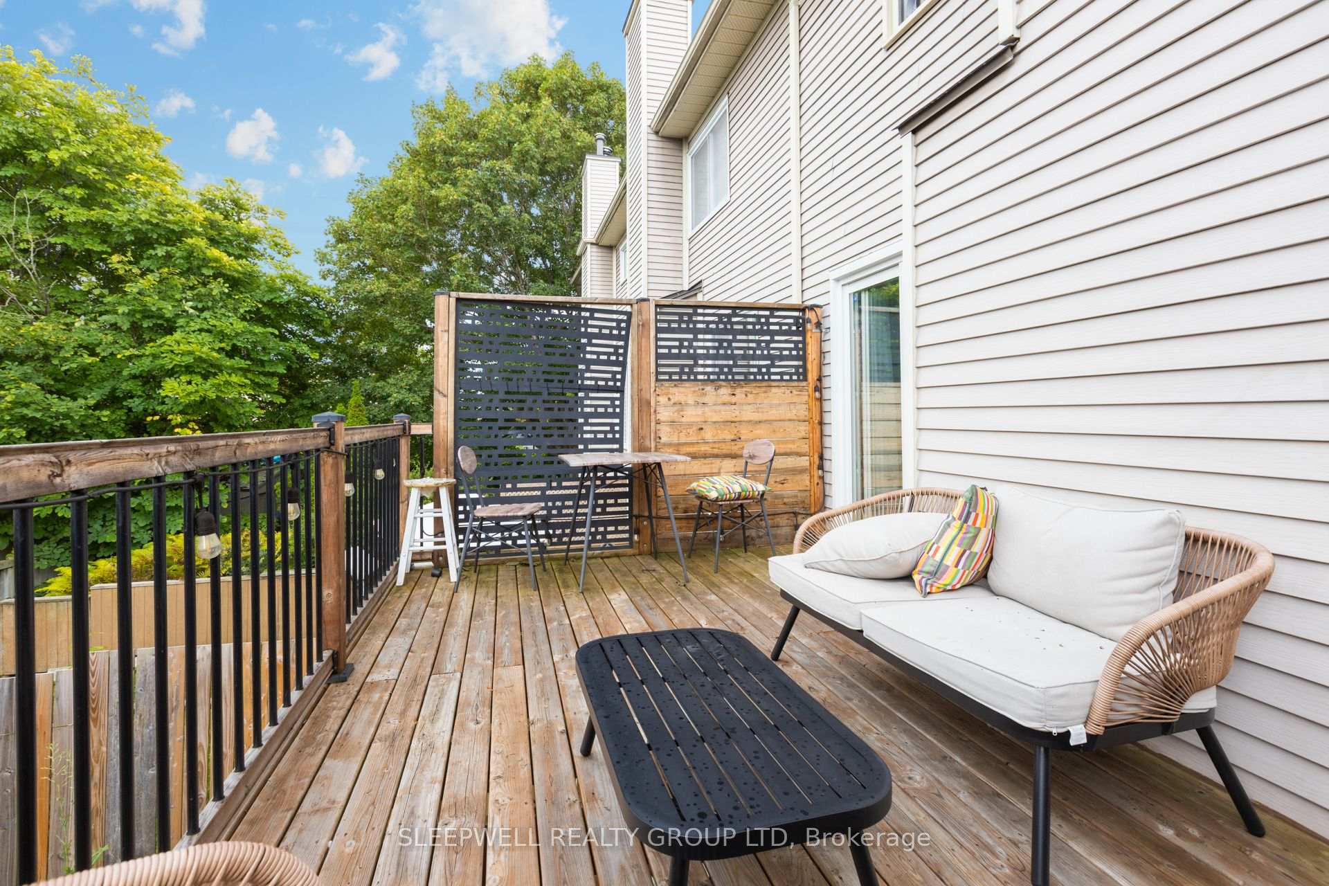 Photo 11 of 21 Kedgewick Court, Ottawa, Tanglewood — HOMEH