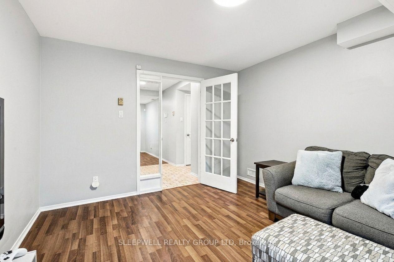 Photo 13 of 21 Kedgewick Court, Ottawa, Tanglewood — HOMEH