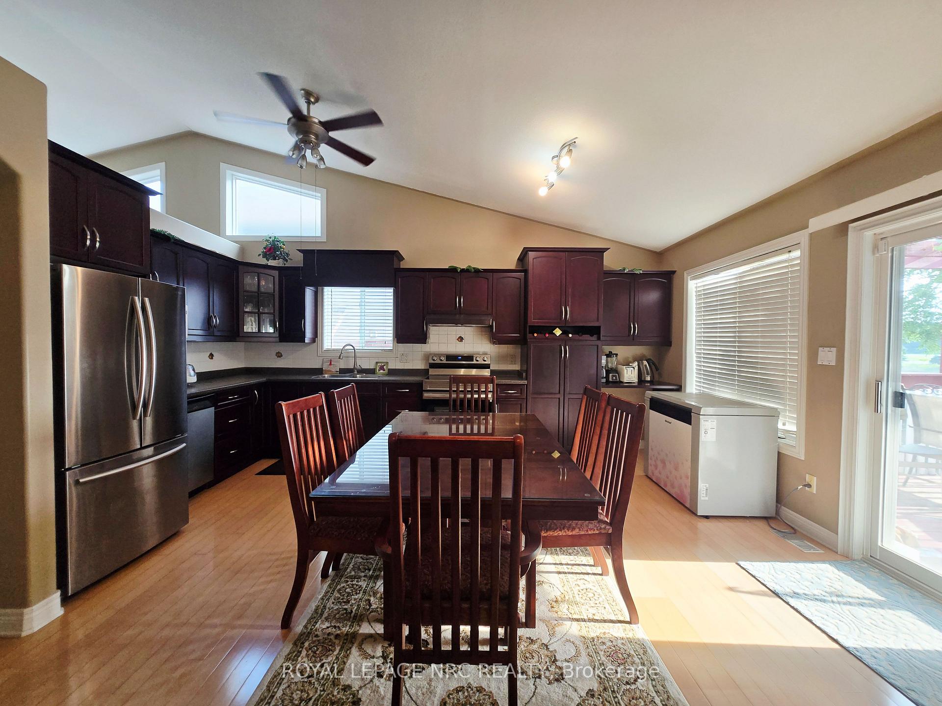 Photo 33 of 7139 Parkside Road, Niagara Falls, Forestview — HOMEH