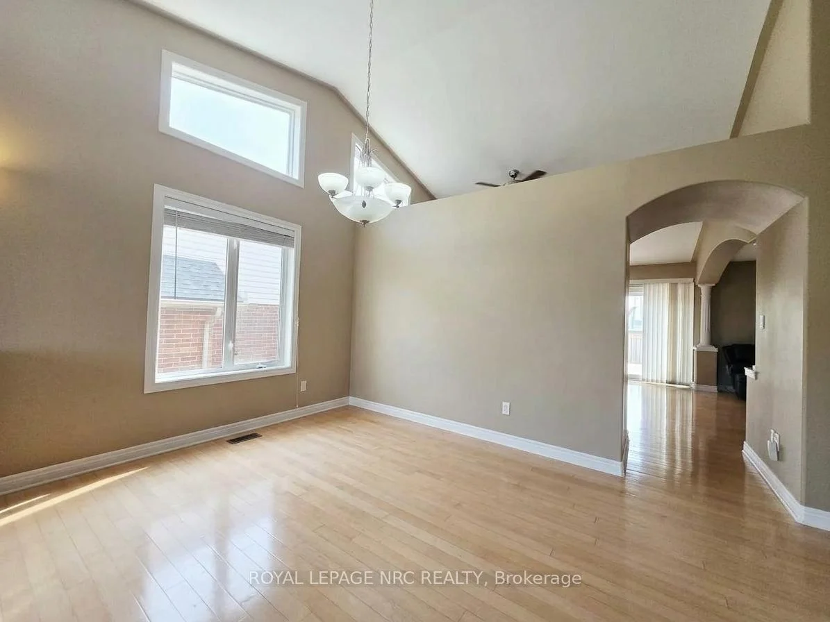 Photo 24 of 7139 Parkside Road, Niagara Falls, Forestview — HOMEH