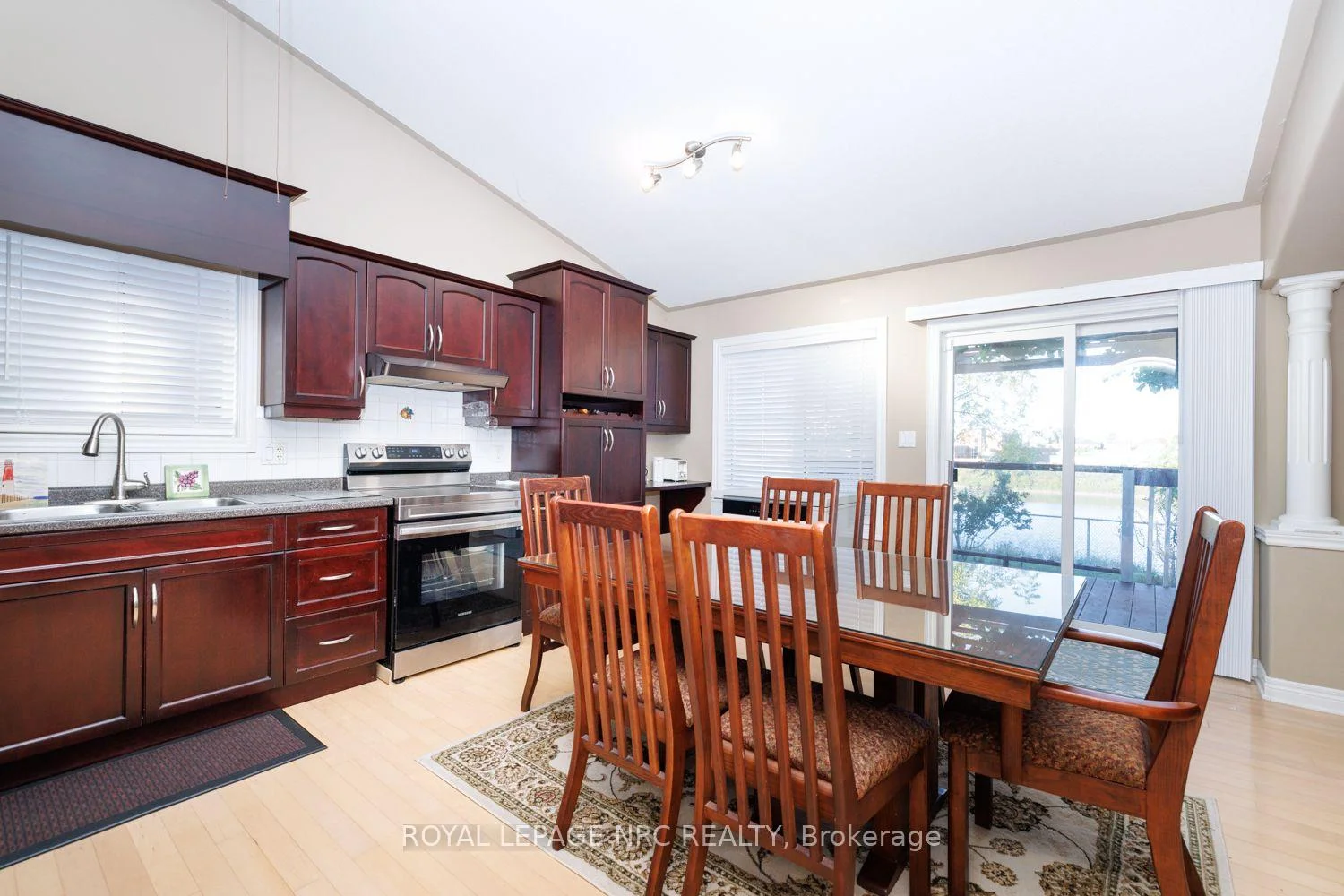 Photo 27 of 7139 Parkside Road, Niagara Falls, Forestview — HOMEH