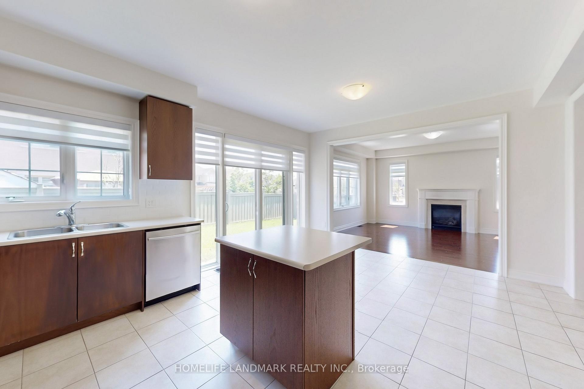 Photo 17 of 1533 Devine Point, Milton, Ford — HOMEH