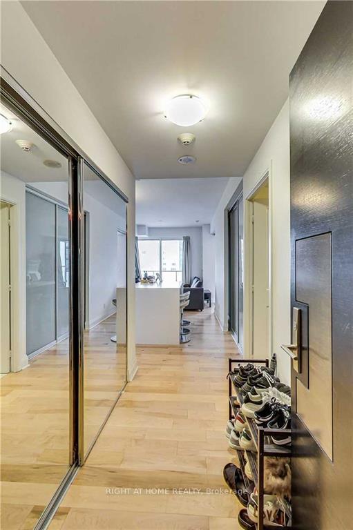 Photo 3 of Unit 1608, 65 St Mary Street, Toronto, Bay Street Corridor — HOMEH