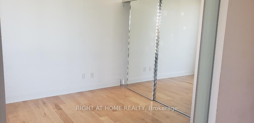 Photo 10 of Unit 1608, 65 St Mary Street, Toronto, Bay Street Corridor — HOMEH