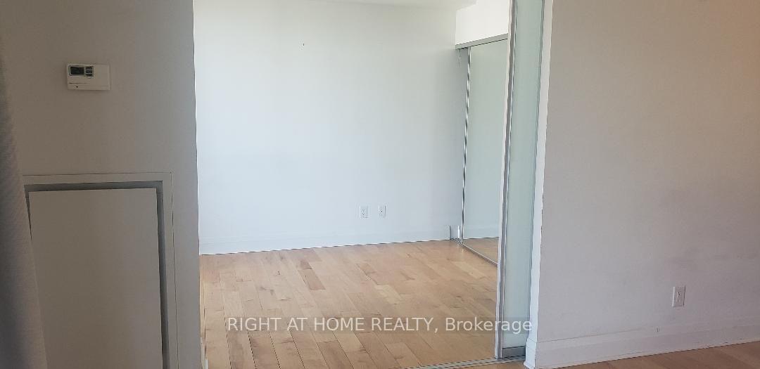 Photo 15 of Unit 1608, 65 St Mary Street, Toronto, Bay Street Corridor — HOMEH