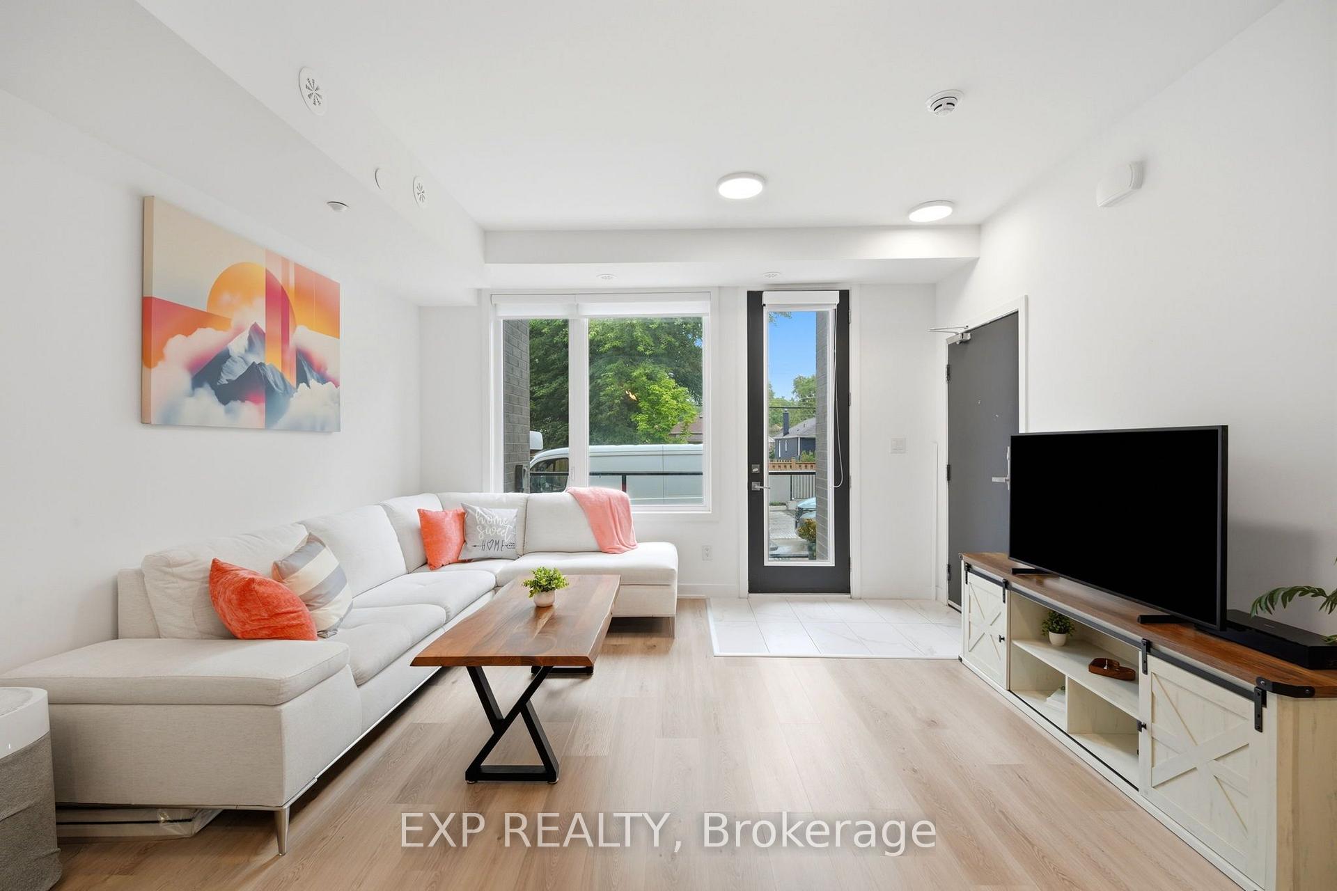 Photo 2 of Unit 14, 1475 O'Connor Dr, Toronto, O'Connor-Parkview — HOMEH