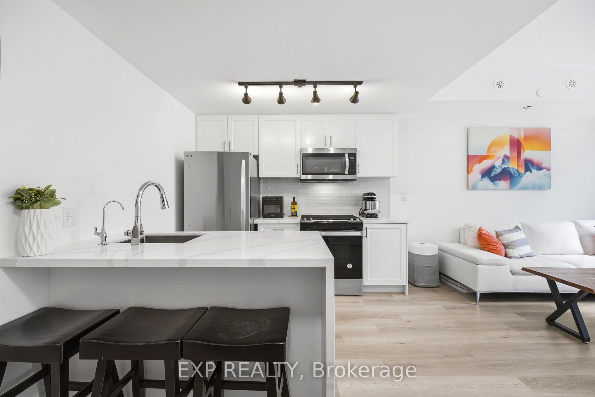 Photo 3 of Unit 14, 1475 O'Connor Dr, Toronto, O'Connor-Parkview — HOMEH