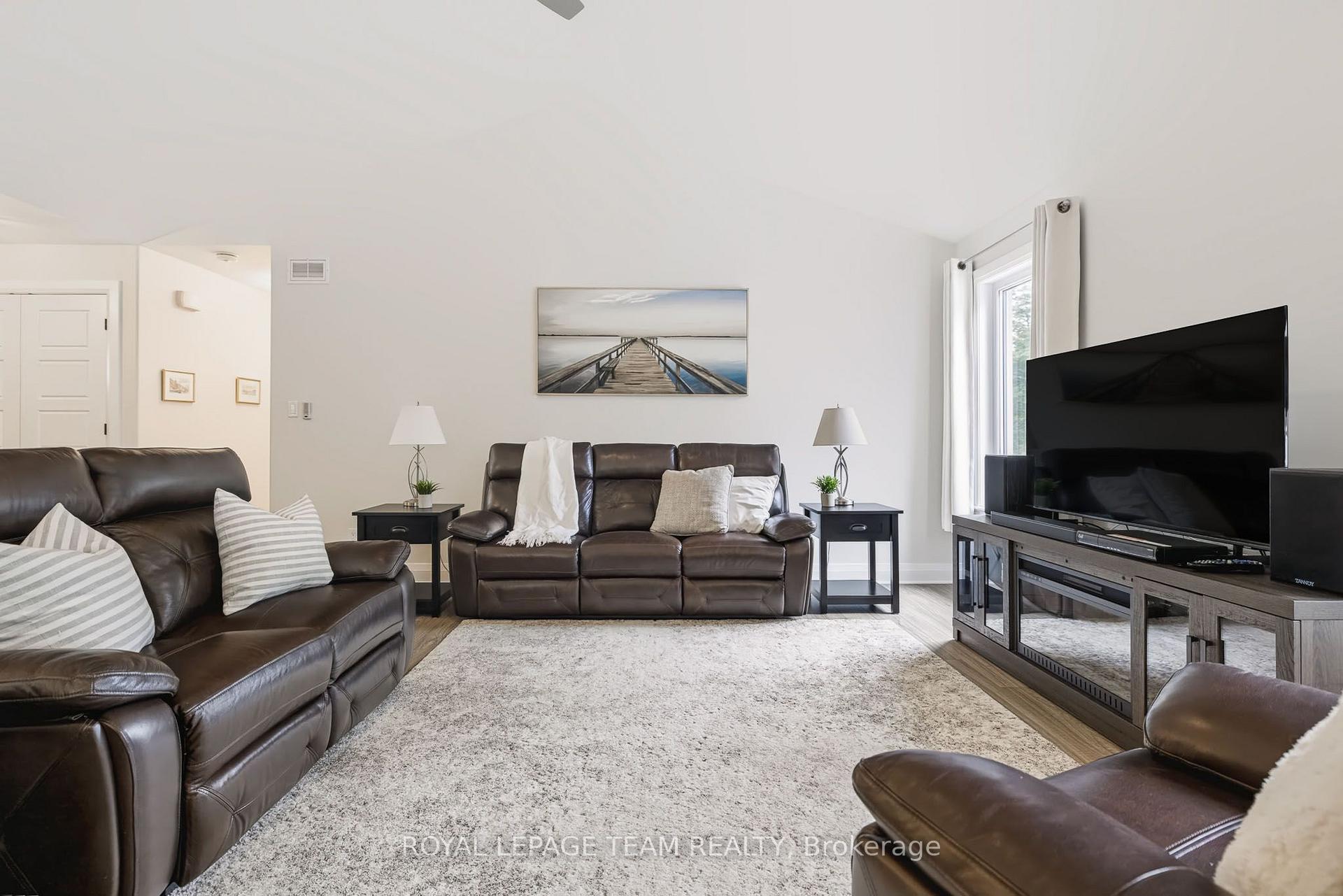 Photo 12 of 116 Brookberry Crescent, North Grenville, North Grenville Twp (Kemptville South) — HOMEH
