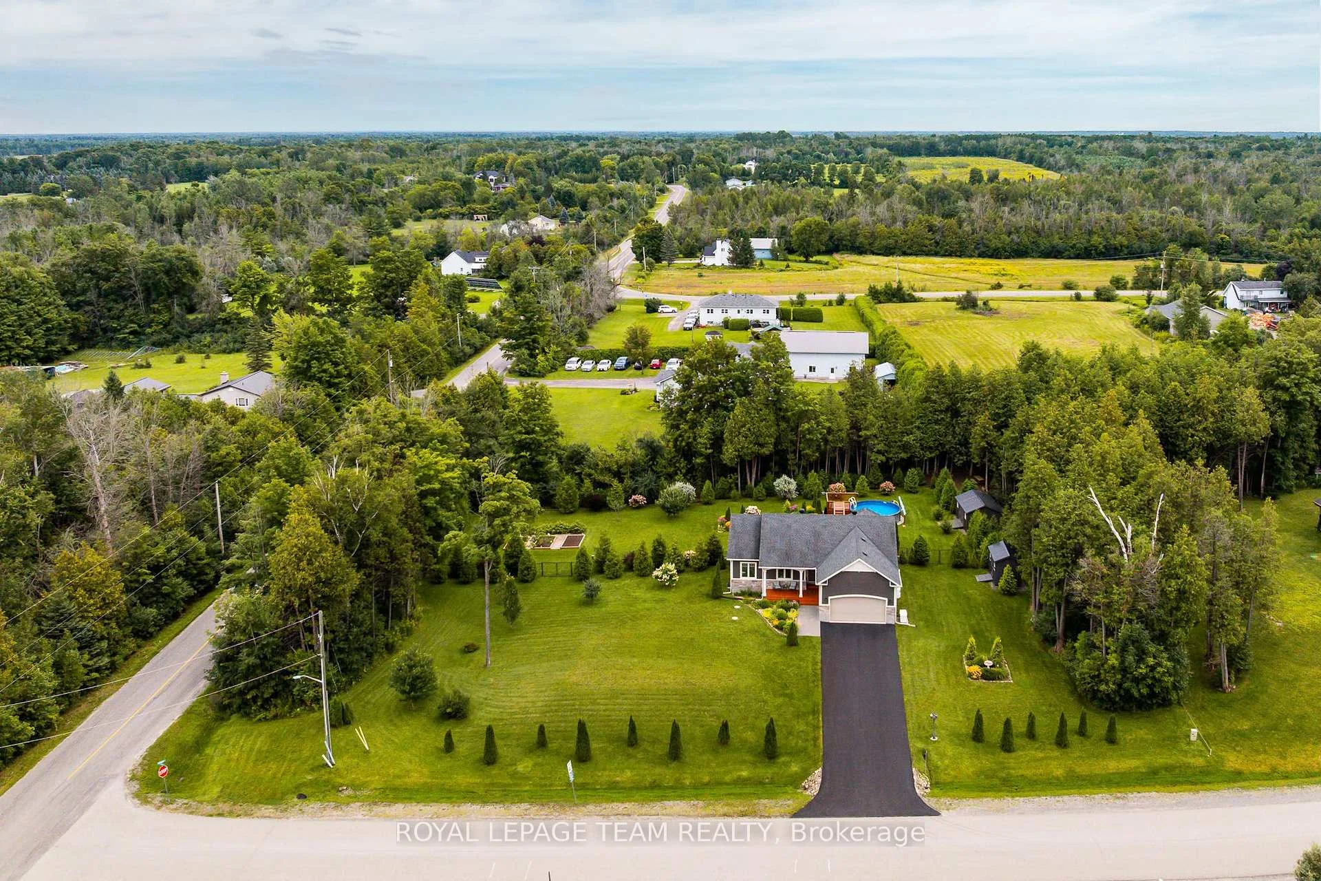 Photo 3 of 116 Brookberry Crescent, North Grenville, North Grenville Twp (Kemptville South) — HOMEH
