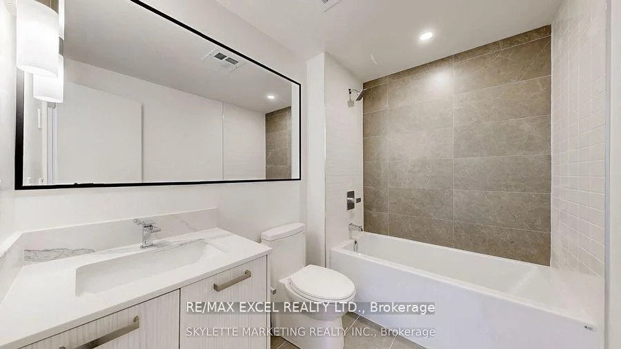 Photo 16 of Unit 45, 73 Curlew Drive, North York, Parkwoods-Donalda — HOMEH