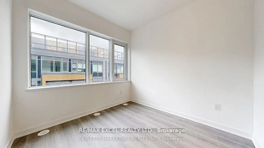 Photo 18 of Unit 45, 73 Curlew Drive, North York, Parkwoods-Donalda — HOMEH