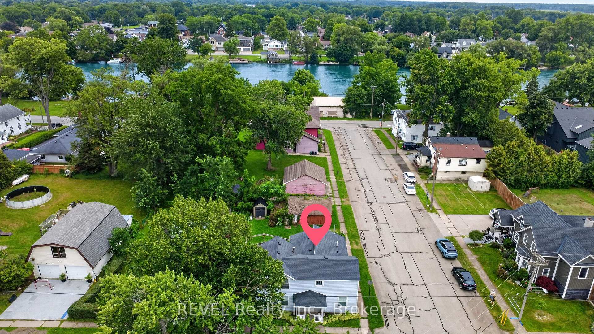 Photo 4 of 3976 Chippawa Parkway, Niagara Falls, Chippawa — HOMEH
