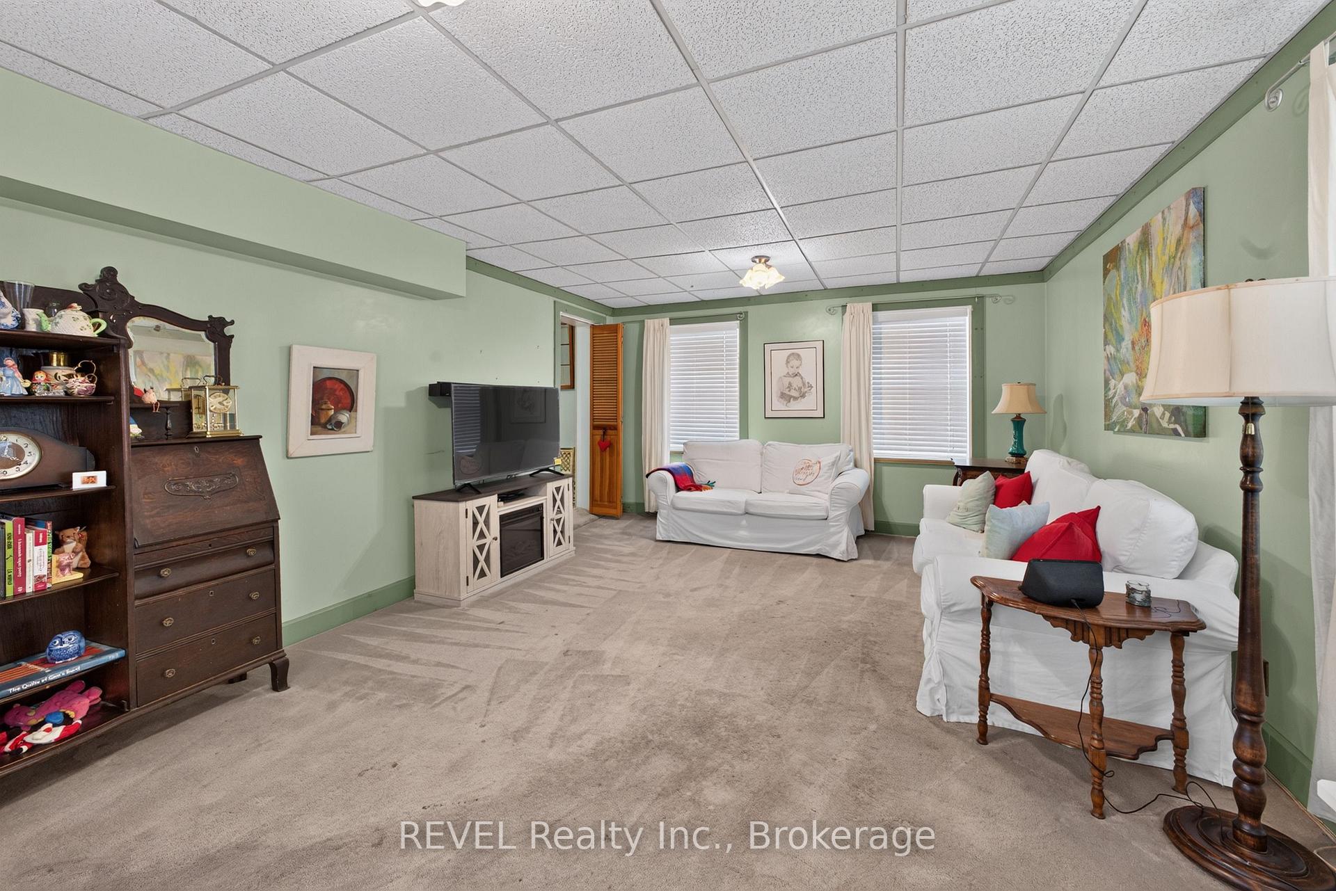 Photo 15 of 3976 Chippawa Parkway, Niagara Falls, Chippawa — HOMEH