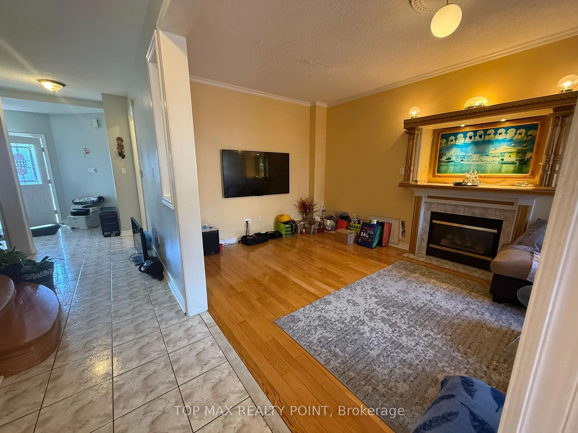Photo 5 of 15 Carrie Crescent, Brampton, Fletcher's West — HOMEH
