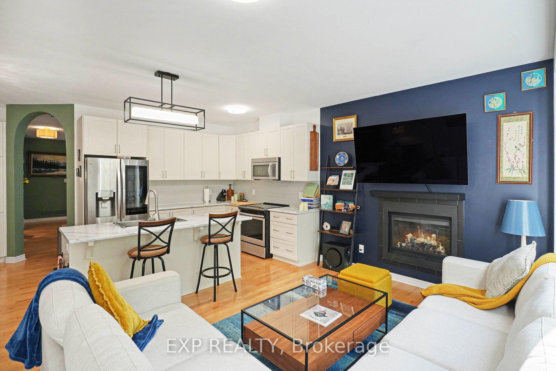 Photo 4 of 897 Bunchberry Way, Ottawa, Blossom Park/Kemp Park/Findlay Creek — HOMEH