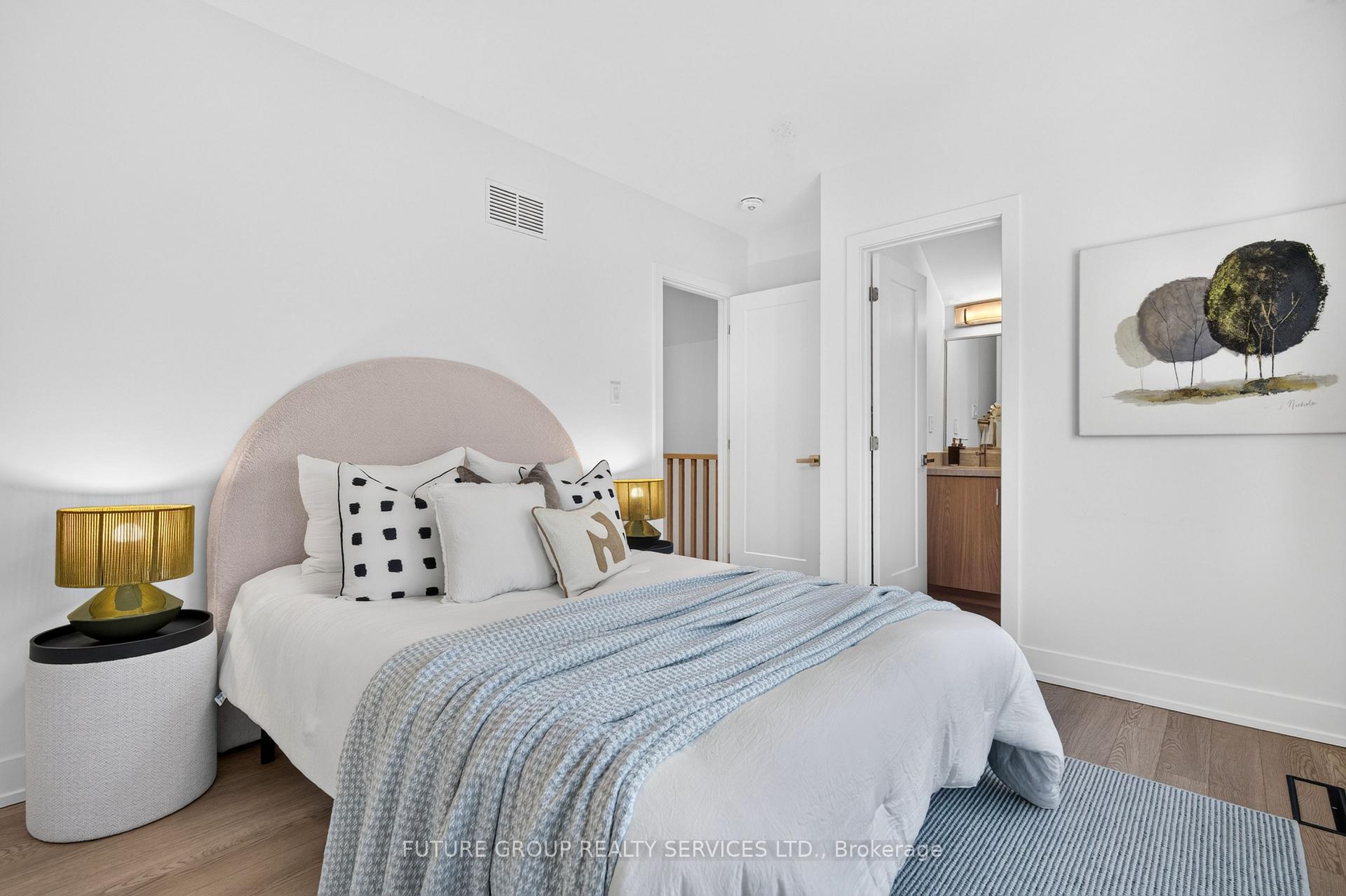 Photo 23 of Unit Unit 5, 103 Cavell Avenue, Etobicoke, Mimico — HOMEH