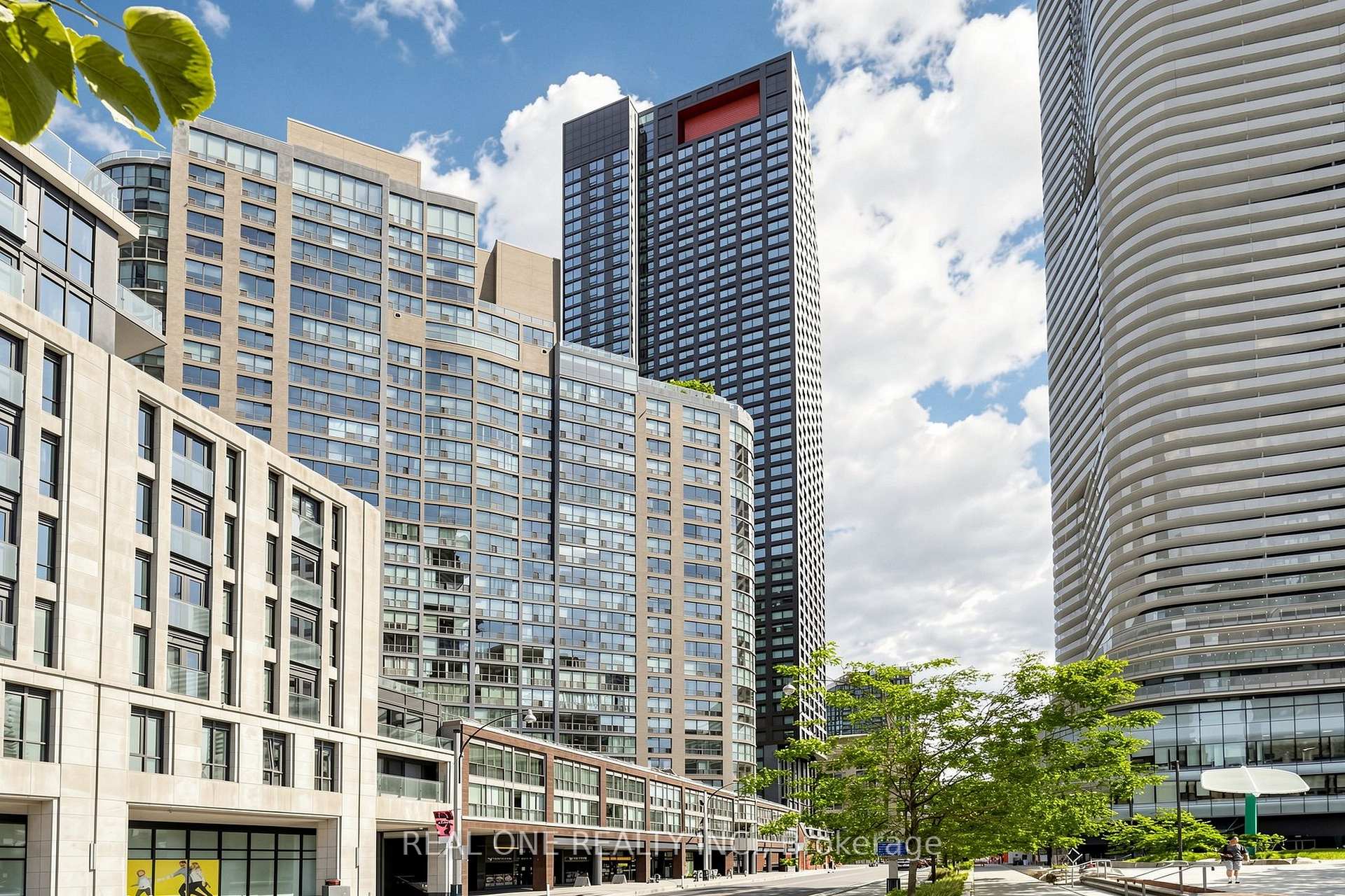 Photo 2 of Unit 306, 24 Wellesley Street W, Toronto, Bay Street Corridor — HOMEH
