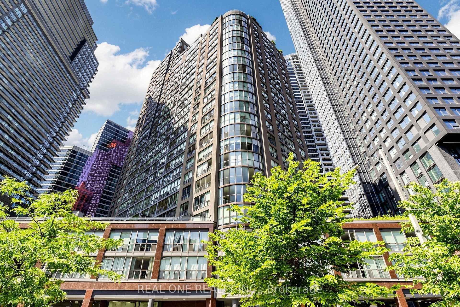 Photo 3 of Unit 306, 24 Wellesley Street W, Toronto, Bay Street Corridor — HOMEH