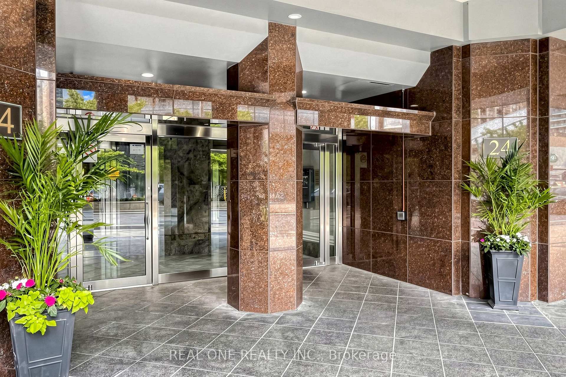 Photo 6 of Unit 306, 24 Wellesley Street W, Toronto, Bay Street Corridor — HOMEH