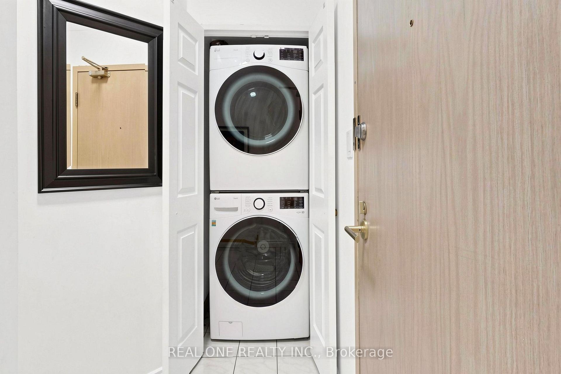 Photo 42 of Unit 306, 24 Wellesley Street W, Toronto, Bay Street Corridor — HOMEH