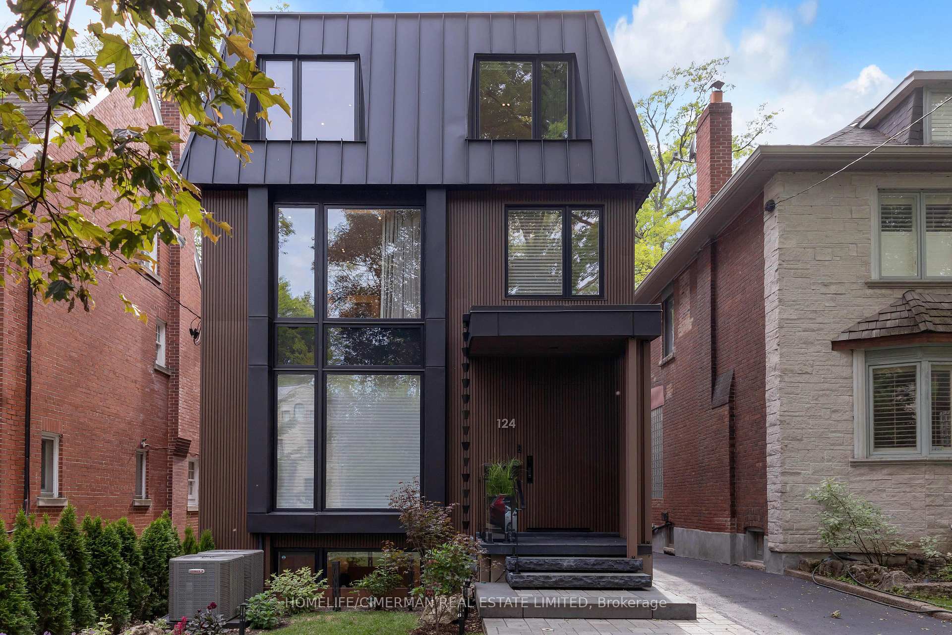 Photo 1 of 124 Lyndhurst Avenue, Toronto, Casa Loma — HOMEH