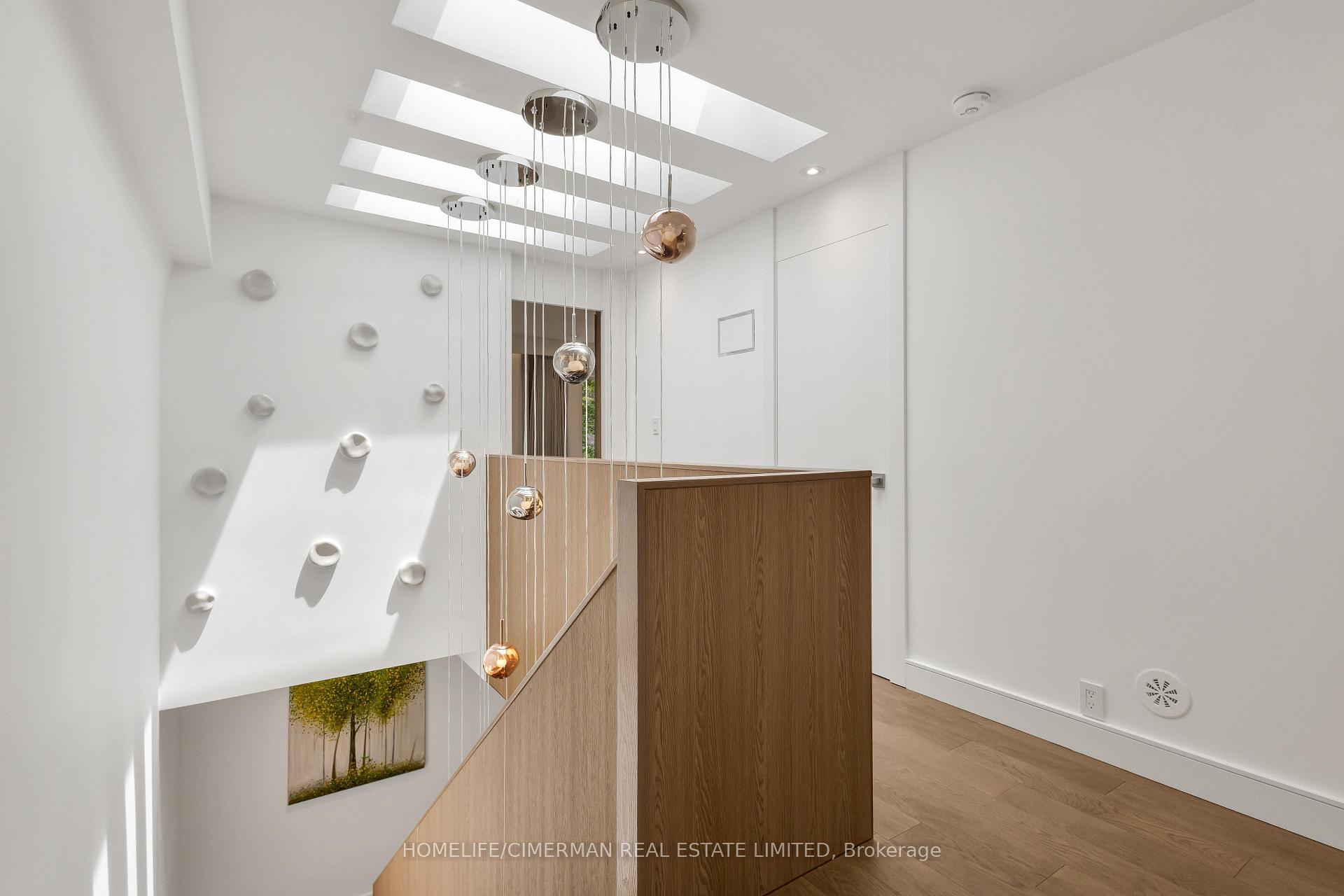 Photo 3 of 124 Lyndhurst Avenue, Toronto, Casa Loma — HOMEH