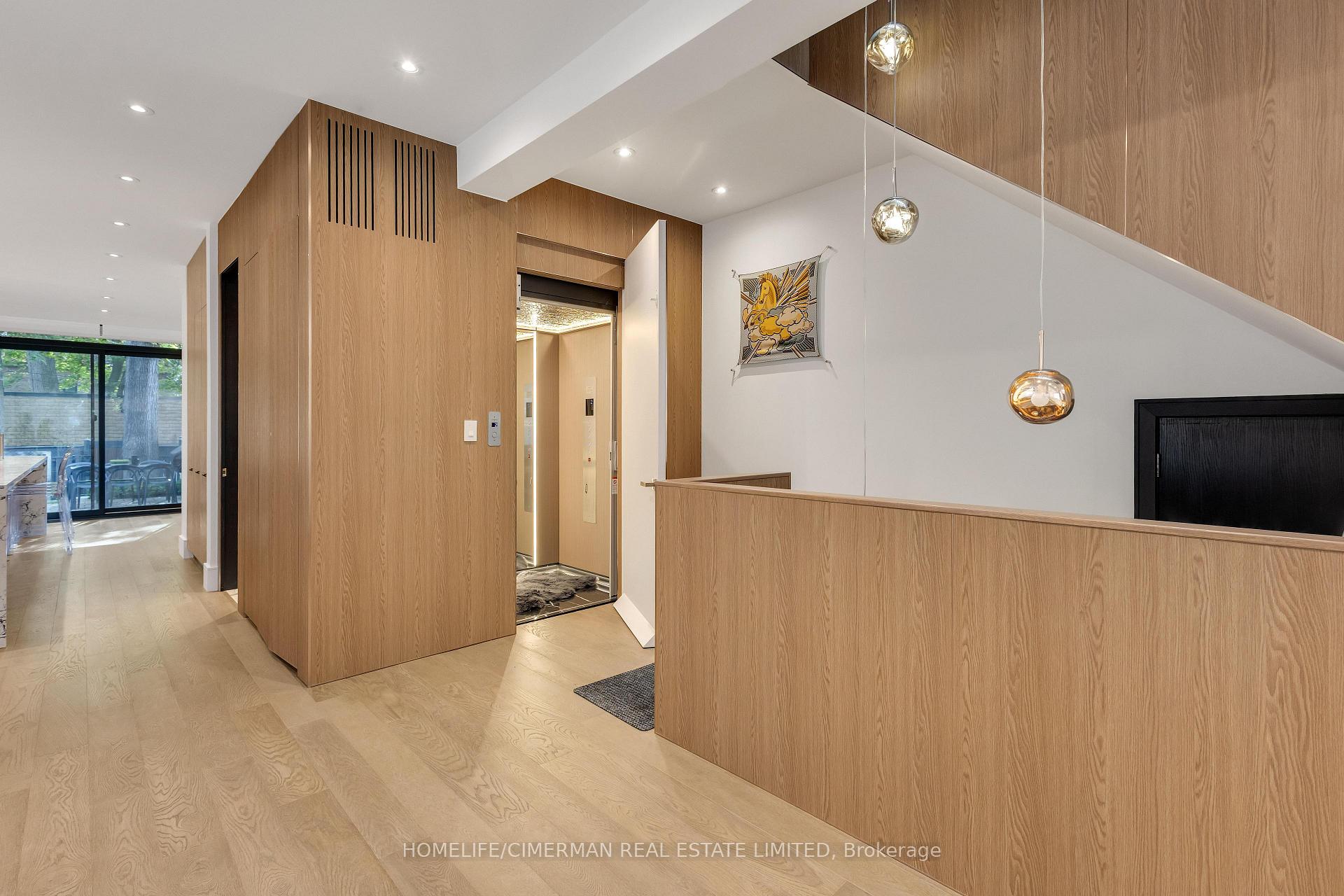 Photo 16 of 124 Lyndhurst Avenue, Toronto, Casa Loma — HOMEH