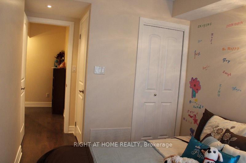 Photo 8 of Unit 523, 3 Everson Drive, North York, Willowdale East — HOMEH