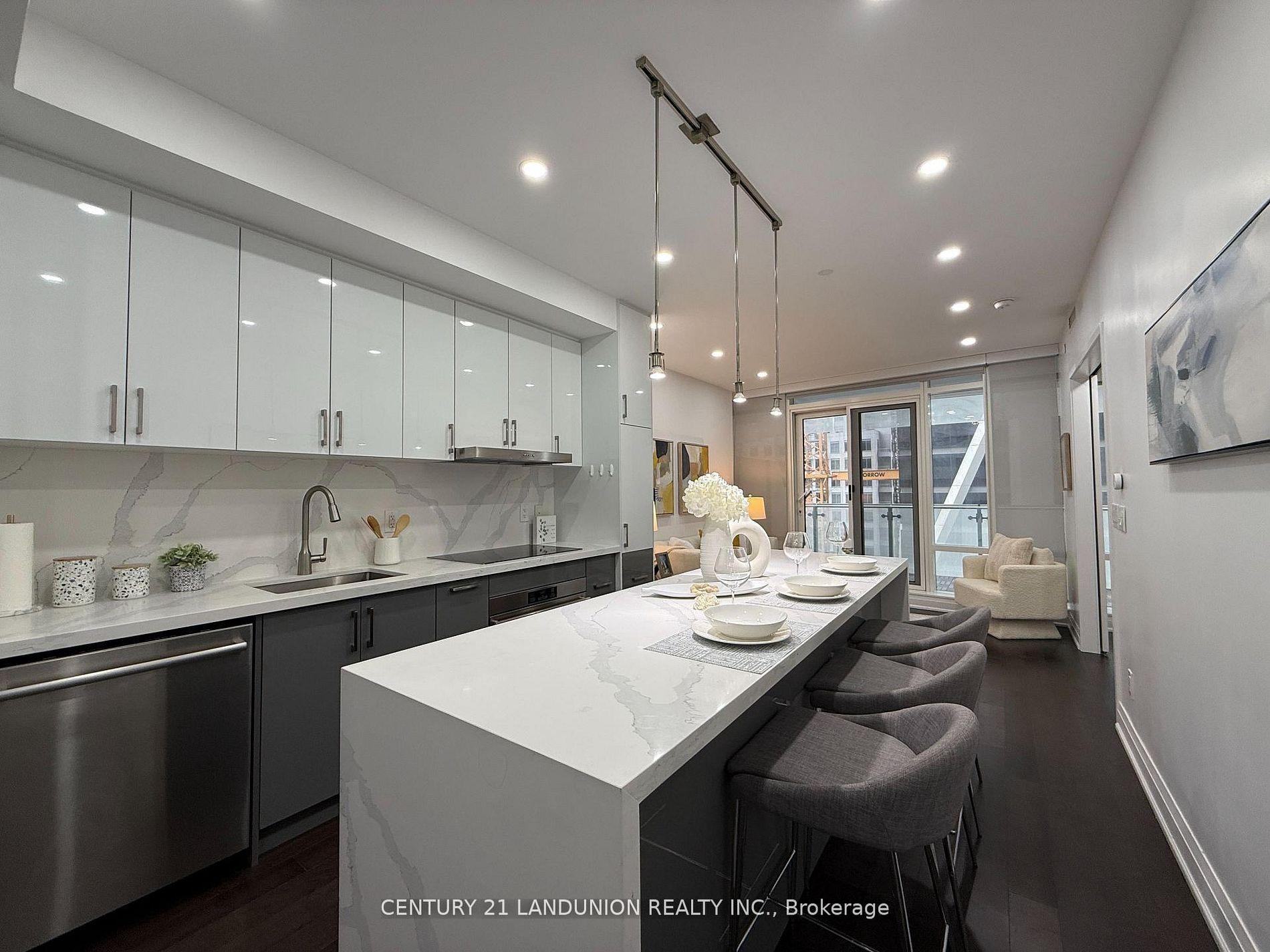 Photo 1 of Unit 1508, 1 Bloor Street E, Toronto, Church-Yonge Corridor — HOMEH