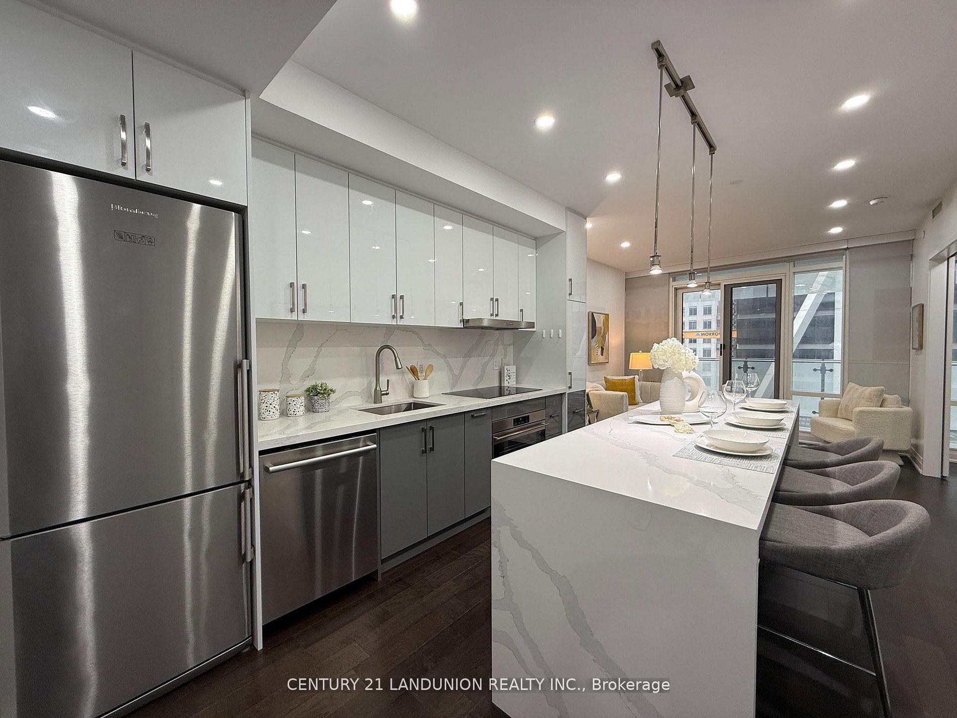 Photo 2 of Unit 1508, 1 Bloor Street E, Toronto, Church-Yonge Corridor — HOMEH