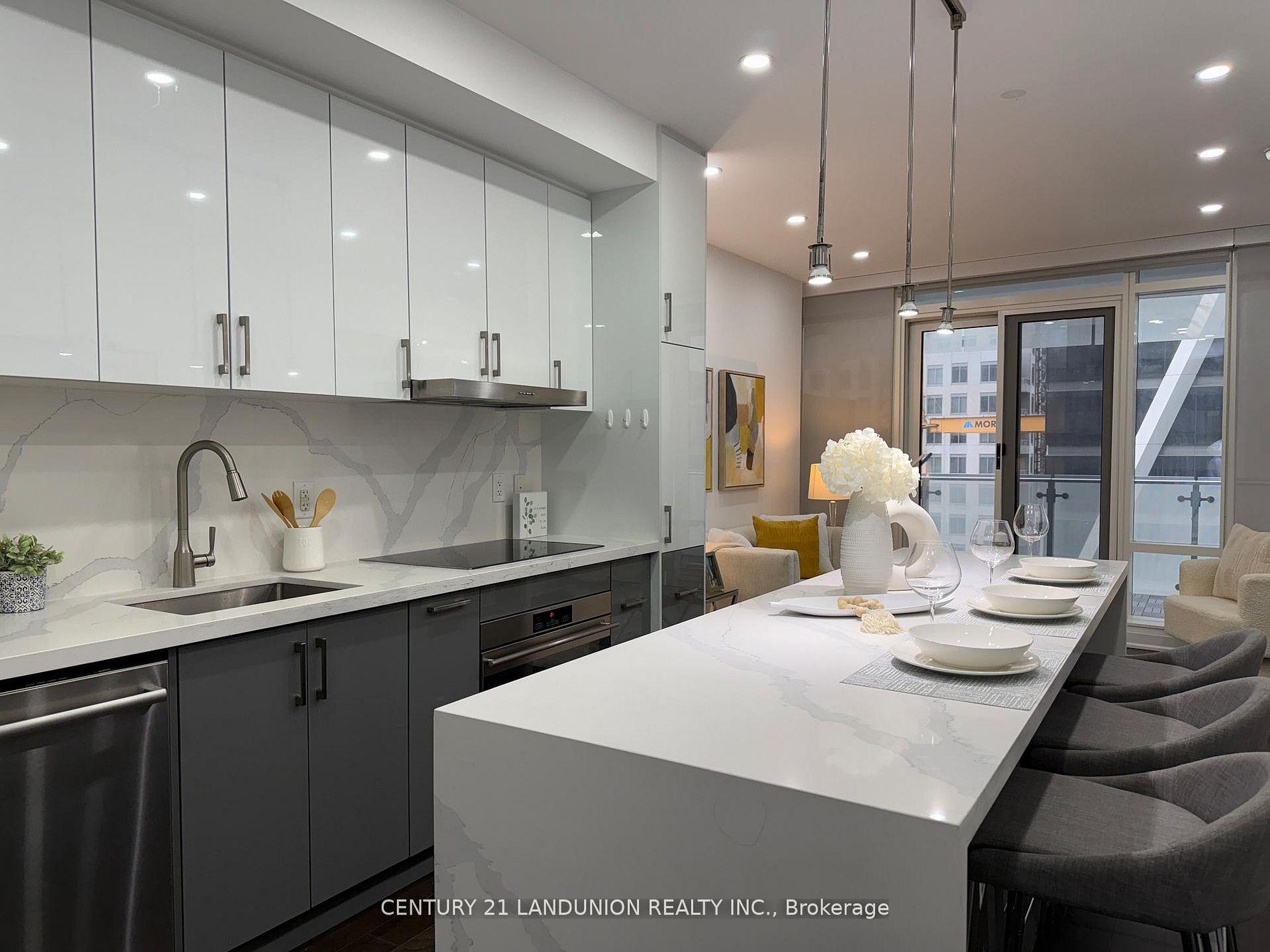 Photo 3 of Unit 1508, 1 Bloor Street E, Toronto, Church-Yonge Corridor — HOMEH