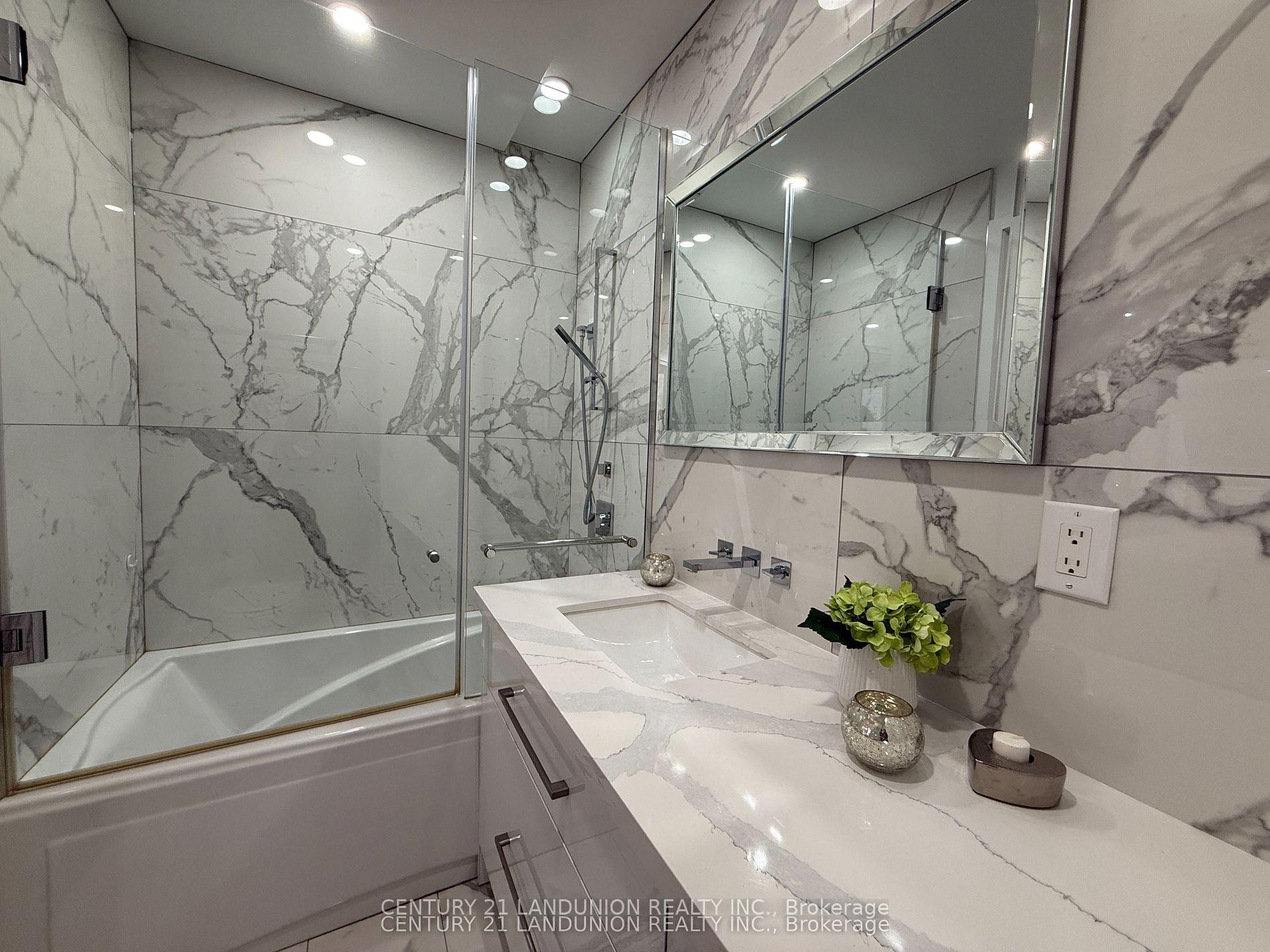 Photo 20 of Unit 1508, 1 Bloor Street E, Toronto, Church-Yonge Corridor — HOMEH