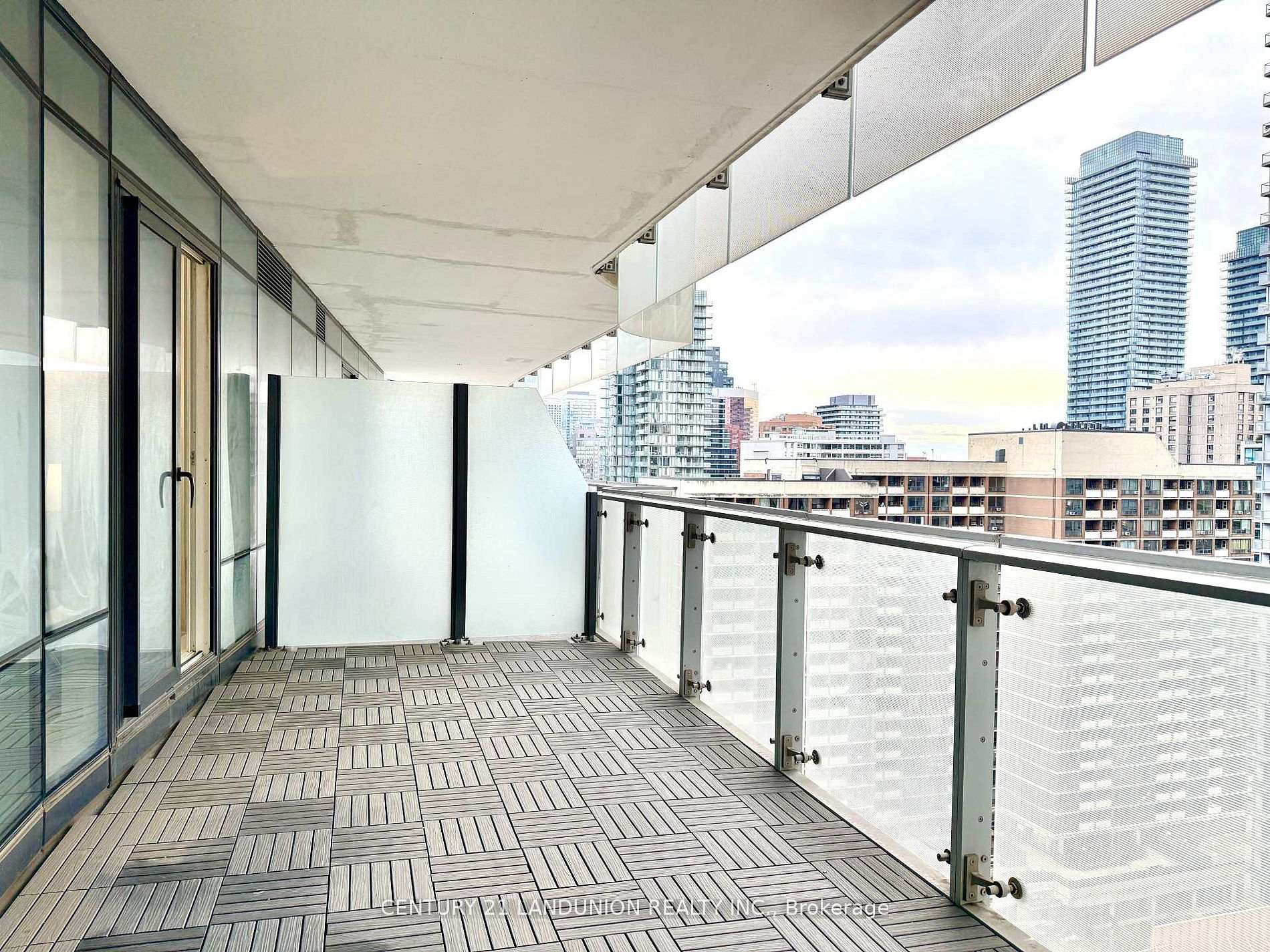 Photo 27 of Unit 1508, 1 Bloor Street E, Toronto, Church-Yonge Corridor — HOMEH