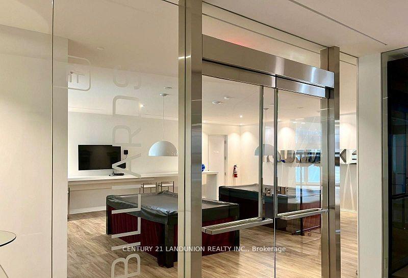 Photo 38 of Unit 1508, 1 Bloor Street E, Toronto, Church-Yonge Corridor — HOMEH