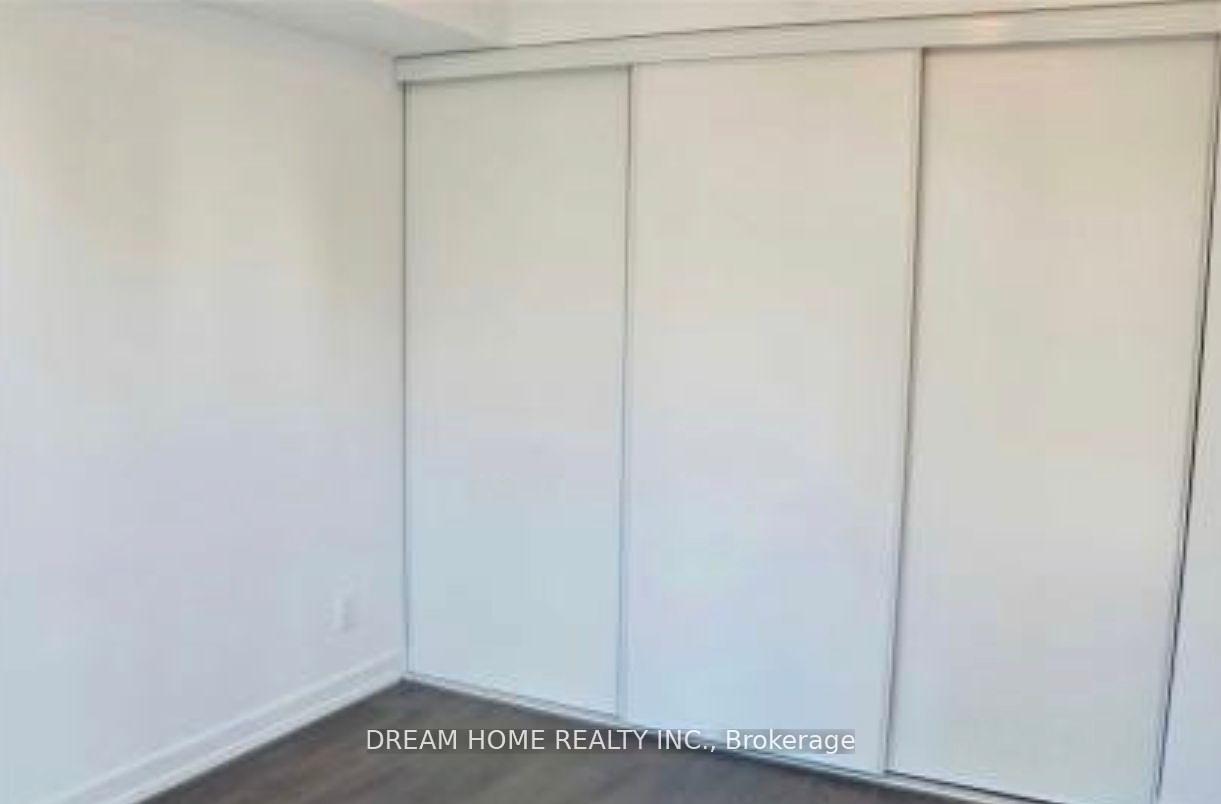 Photo 5 of Unit 1407, 125 redpath Avenue, Toronto, Mount Pleasant West — HOMEH