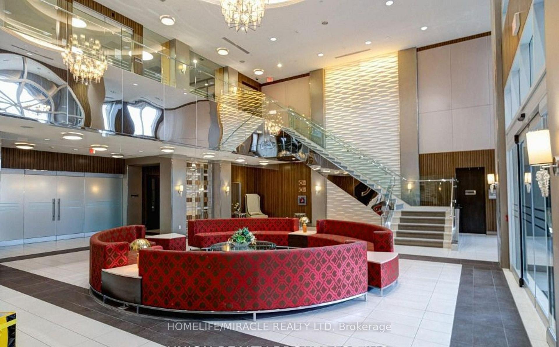 Photo 4 of Unit 824, 2 Eva Road, Etobicoke, Etobicoke West Mall — HOMEH