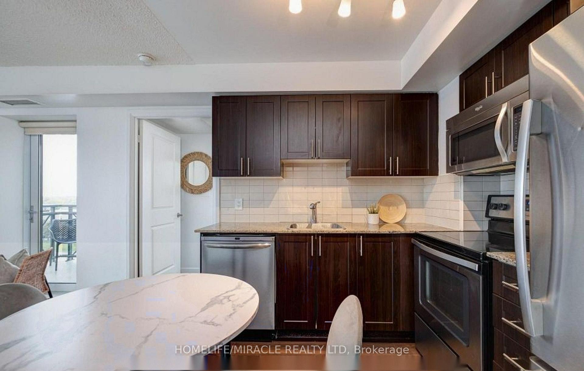 Photo 9 of Unit 824, 2 Eva Road, Etobicoke, Etobicoke West Mall — HOMEH