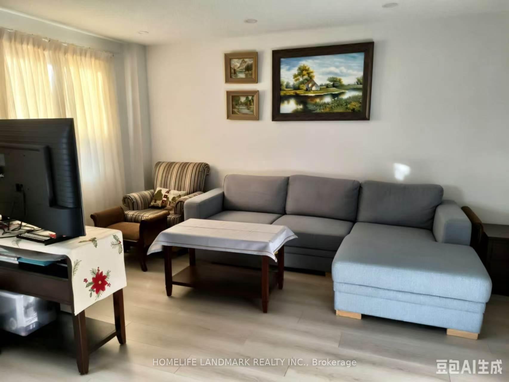 Photo 2 of Unit 818, 75 Weldrick Road E, Richmond Hill, Observatory — HOMEH