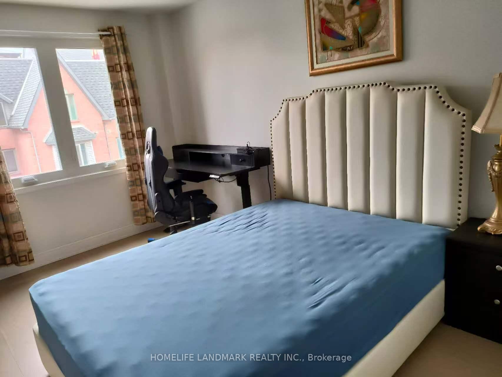 Photo 11 of Unit 818, 75 Weldrick Road E, Richmond Hill, Observatory — HOMEH