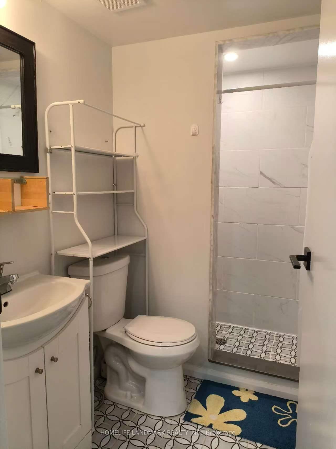 Photo 14 of Unit 818, 75 Weldrick Road E, Richmond Hill, Observatory — HOMEH