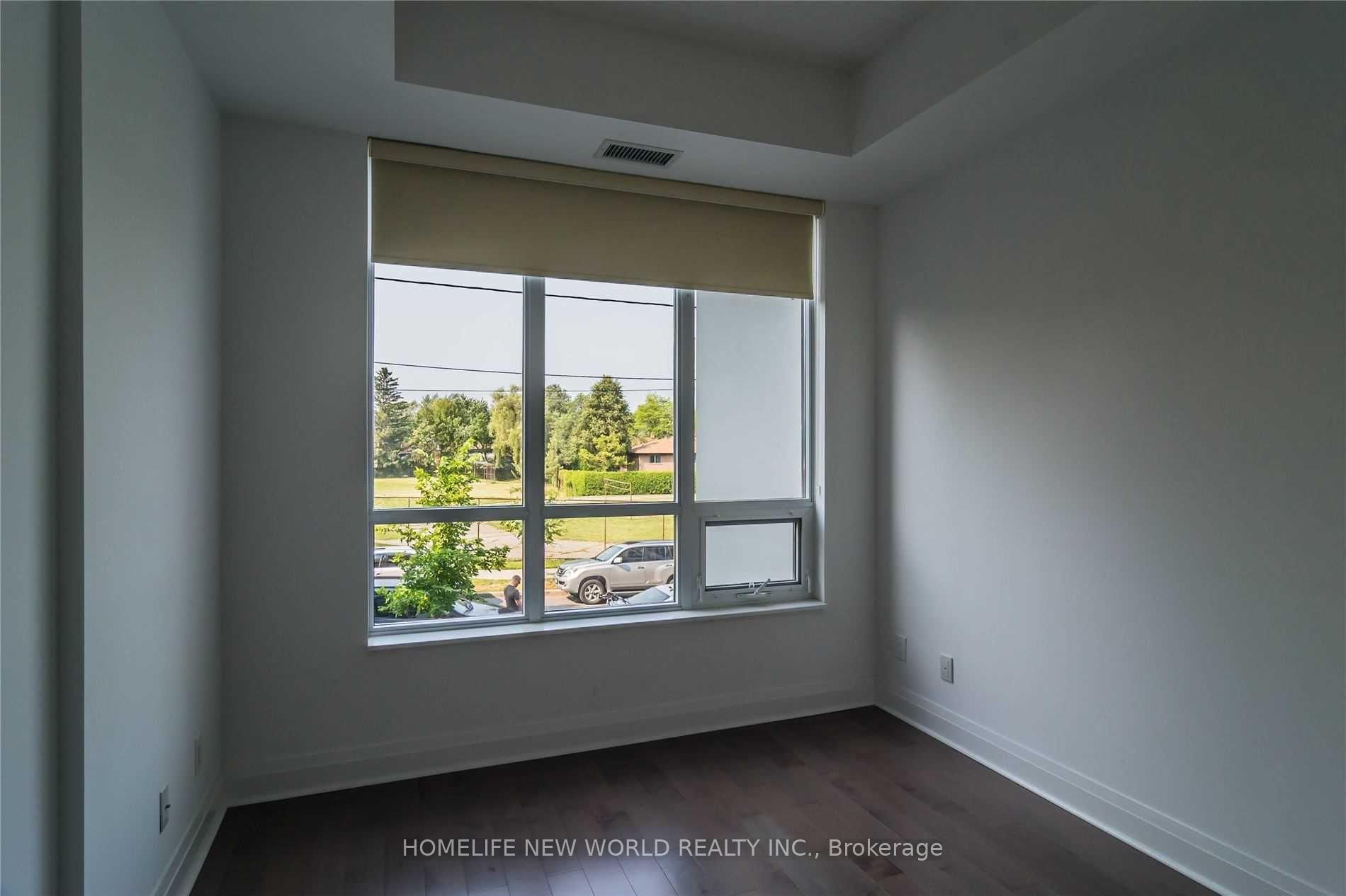 Photo 4 of Unit 110, 399 Spring Garden Avenue, North York, Willowdale East — HOMEH