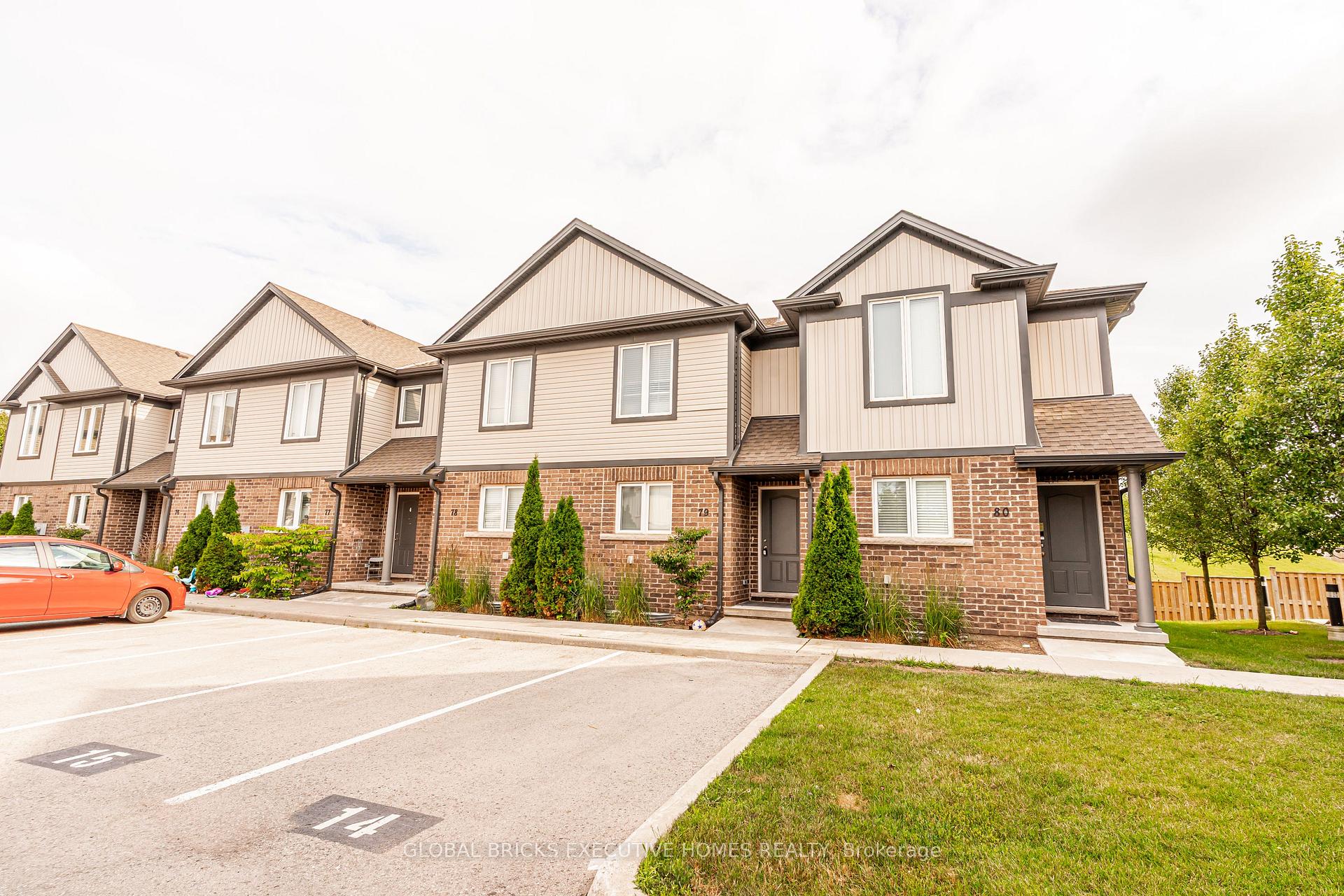 Photo 3 of Unit 79, 7768 Ascott Circle, Niagara Falls, Ascot — HOMEH
