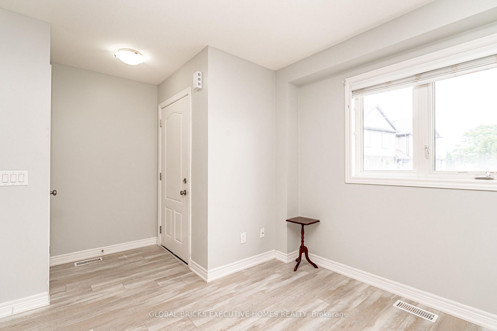 Photo 7 of Unit 79, 7768 Ascott Circle, Niagara Falls, Ascot — HOMEH