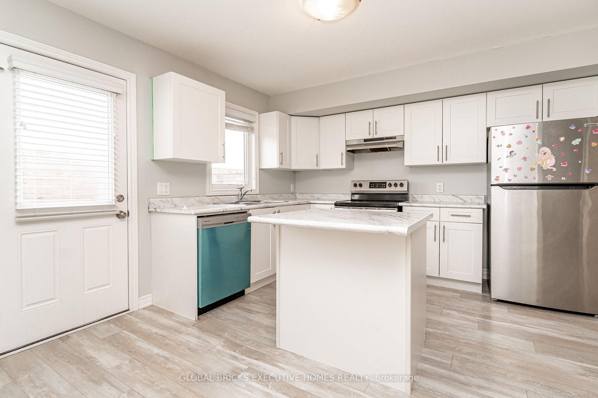 Photo 14 of Unit 79, 7768 Ascott Circle, Niagara Falls, Ascot — HOMEH