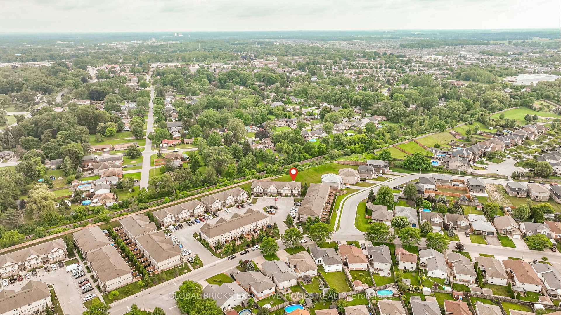 Photo 41 of Unit 79, 7768 Ascott Circle, Niagara Falls, Ascot — HOMEH