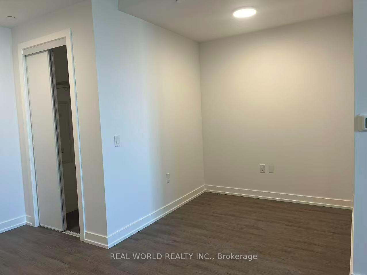 Photo 9 of Unit 1103, 21 Meadowdale Road, Vaughan, Concord — HOMEH